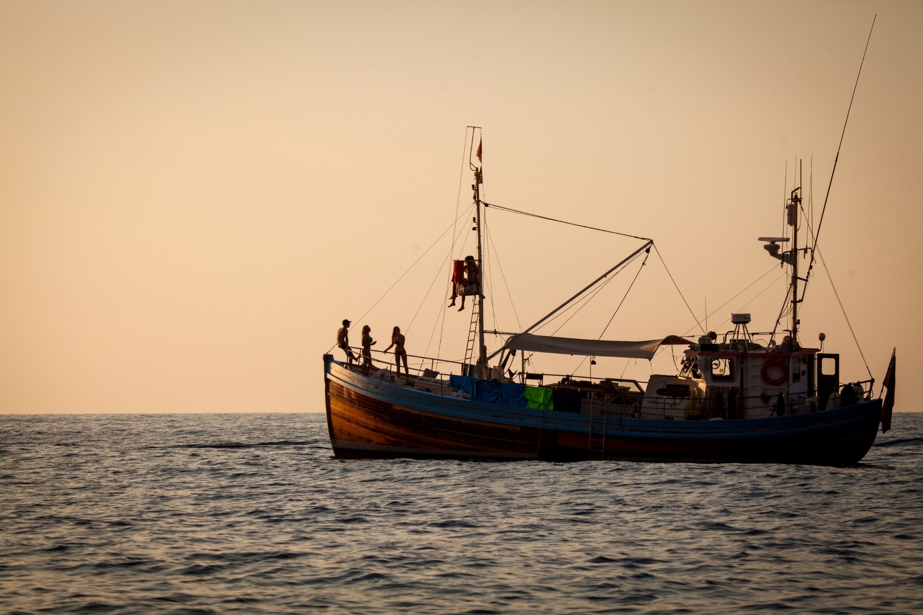 BONNIE+LASS,+SUNSET+CHARTER+copy