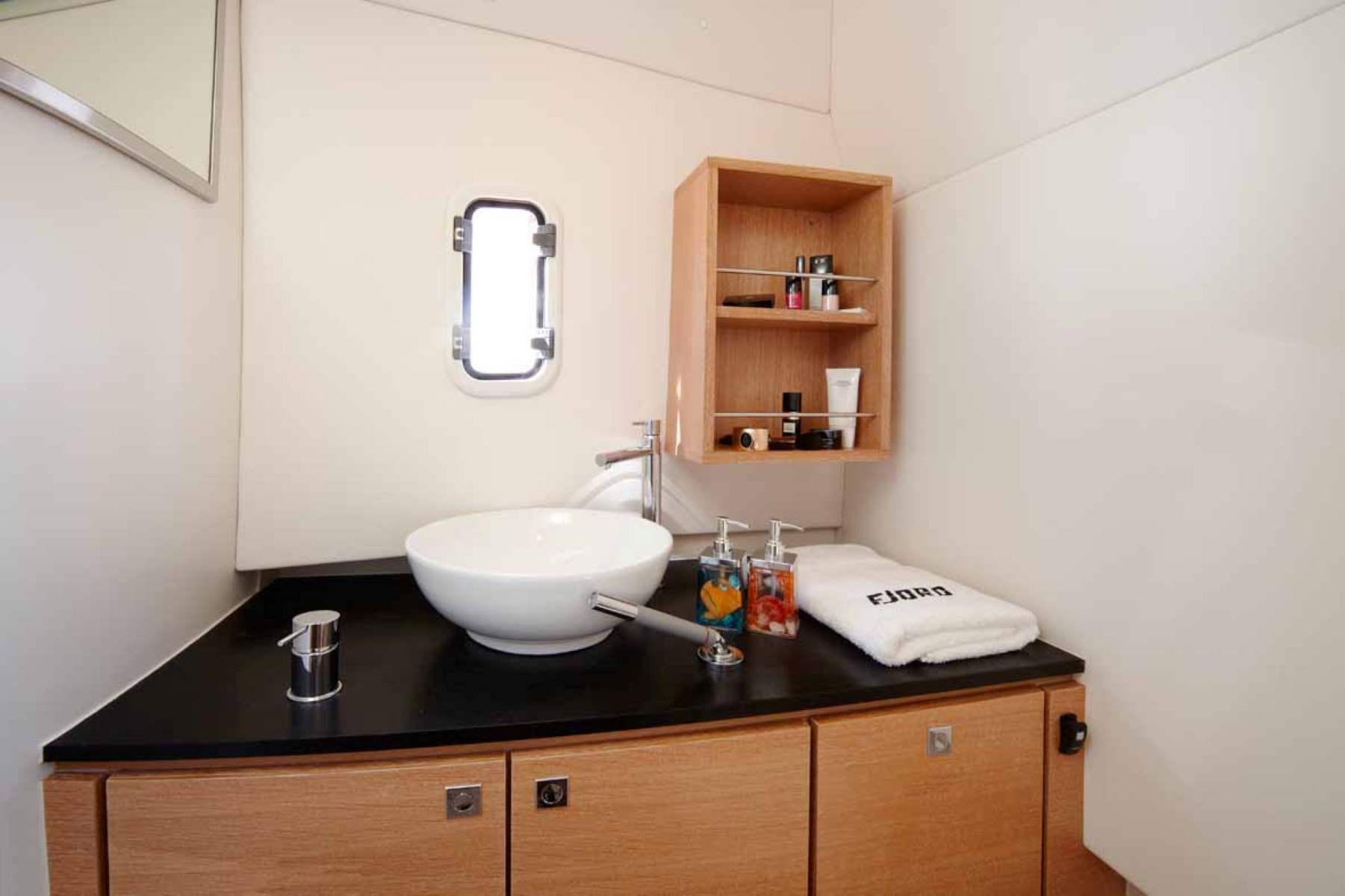 Fjord_36_Open_Interior-6