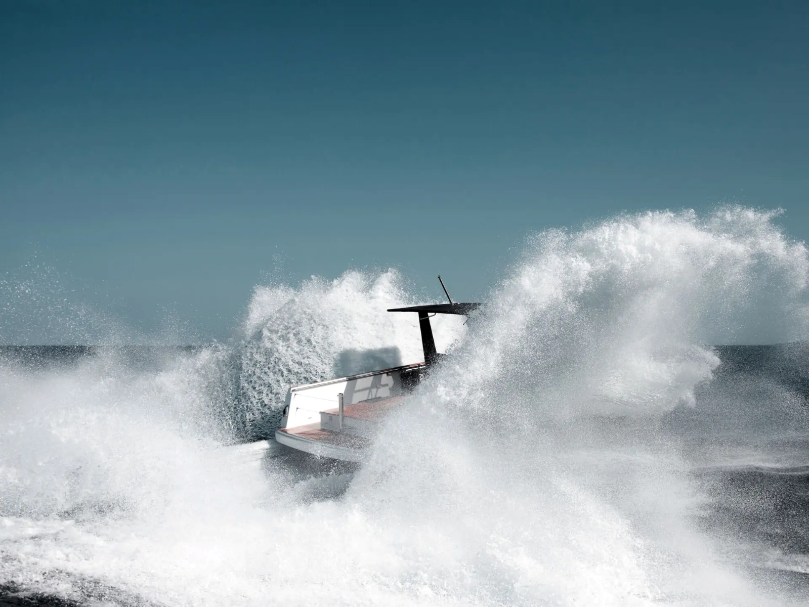 fjord-36-open-photo-exterieur-2013-fjord-36-open-exterieur_1390528294088865412_2000