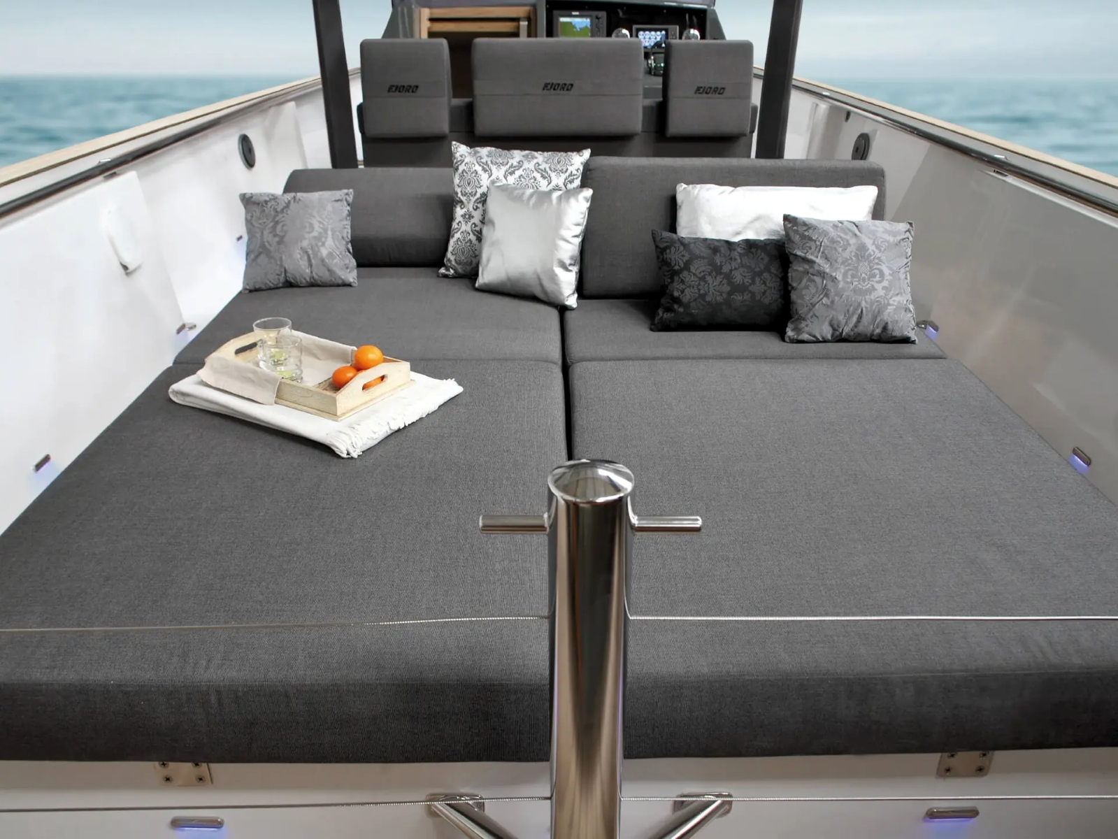 fjord-36-open-photo-exterieur-2013-fjord-36-open-exterieur_1390528294974663246_2000