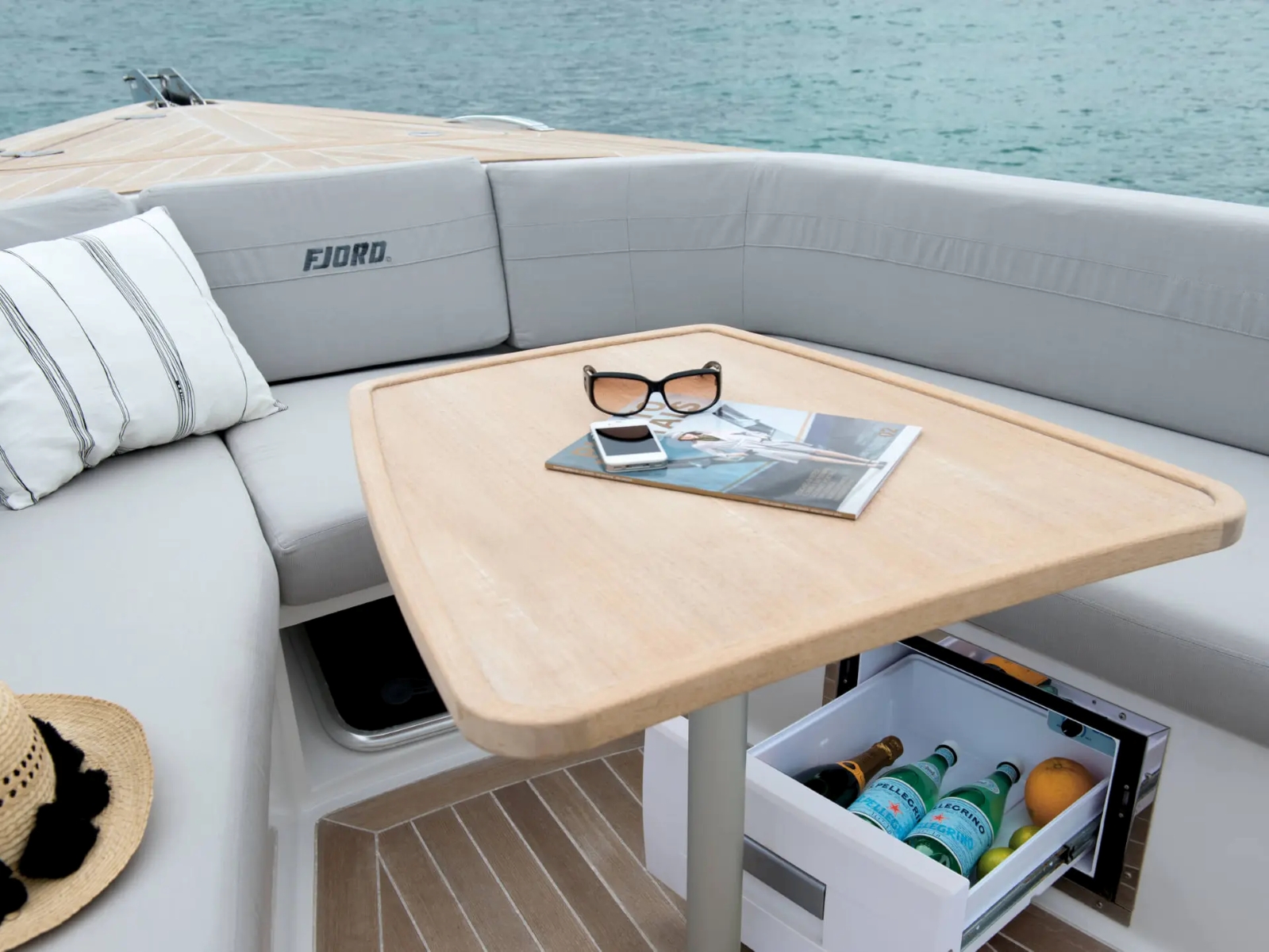 fjord-36-open-photo-exterieur-2013-fjord-36-open-exterieur_1390528296090205512_2000